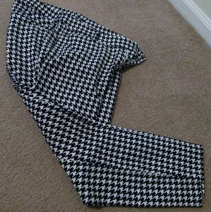 Old Navy Checked Pixies